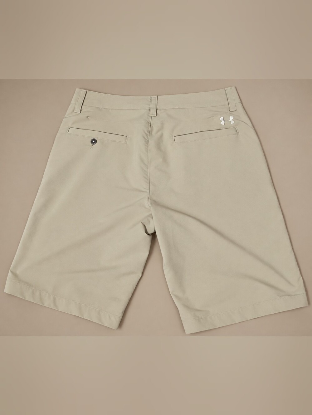 Under Armour Men's Light Khaki Athletic Flat-Front Shorts - Size 34 - Picture 2 of 6
